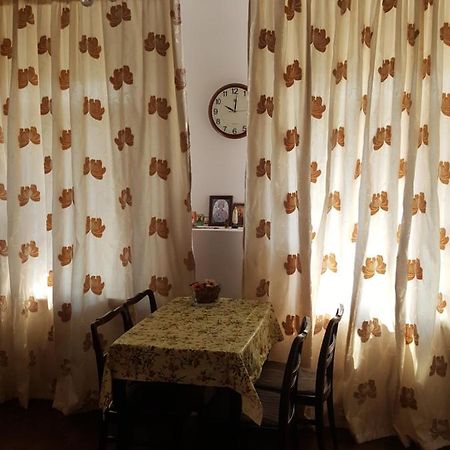 Абазинская 35 Sukhumi Eksteriør billede